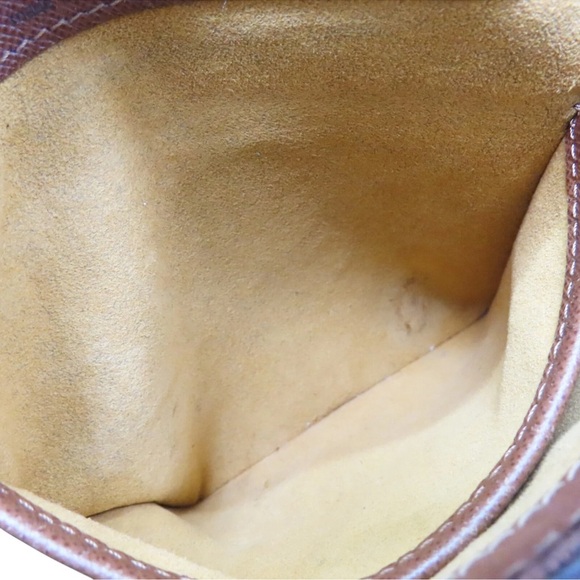 Louis Vuitton Musette - Picture 11 of 15